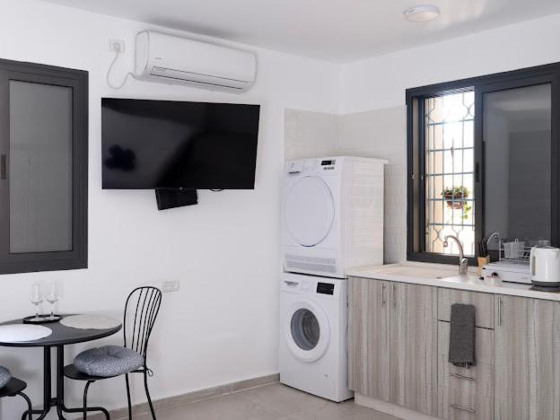 Cousy Suite Studio Jerusalem Eksteriør billede